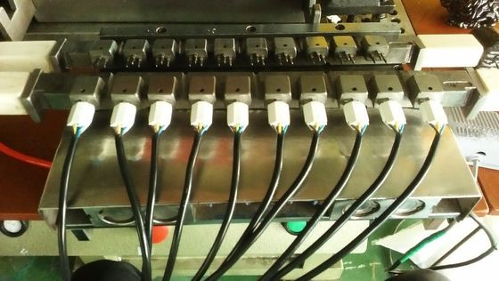 Maszyna do formowania wtryskowego tworzyw sztucznych o mocy 13 kW 55T dla zakładów produkcyjnych