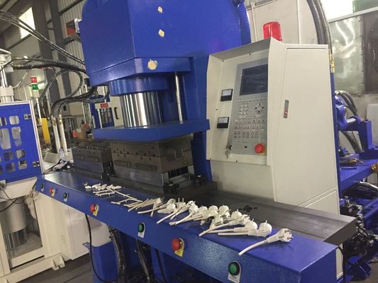 Hydrauliczna podwójna maszynka do formowania wtryskowego 85T 267 Cm3 Teoretyczna objętość strzału